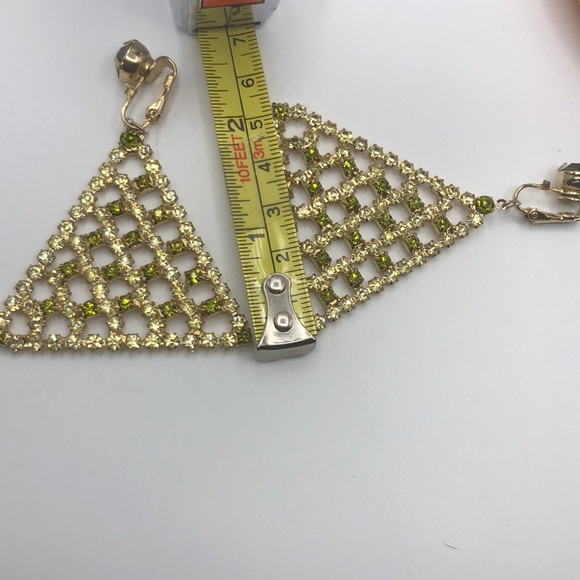 Stunning Sparkling Earrings Vintage Gold Tone Green, Clear - Picture 10 of 10